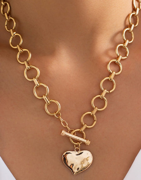 Notable Hammered Heart Front Toggle Necklace - Gold