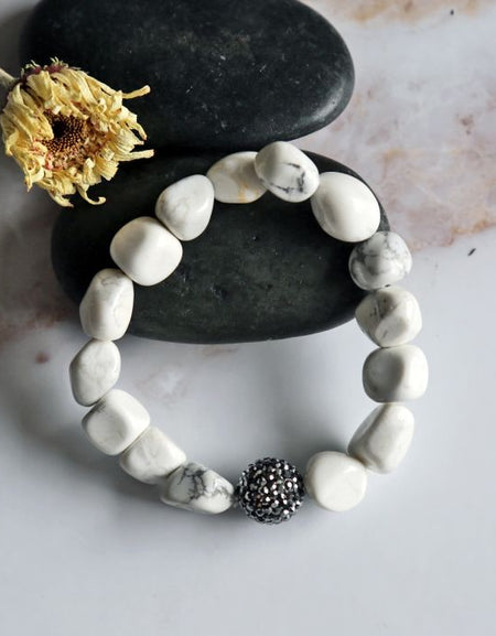Genuine Howlite Nuggets Stretch Bracelet