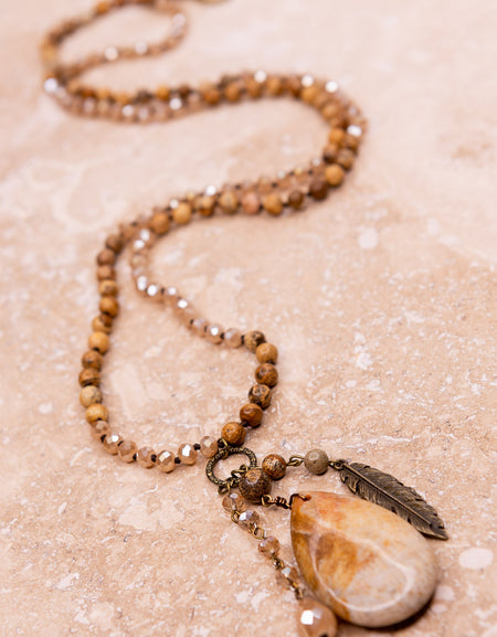 Meadow Necklace Taupe Mix