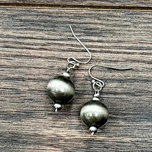 Navajo Bead Earrings - Traditional