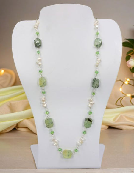 Prehnite and Freshwater Pearls Wired Necklace