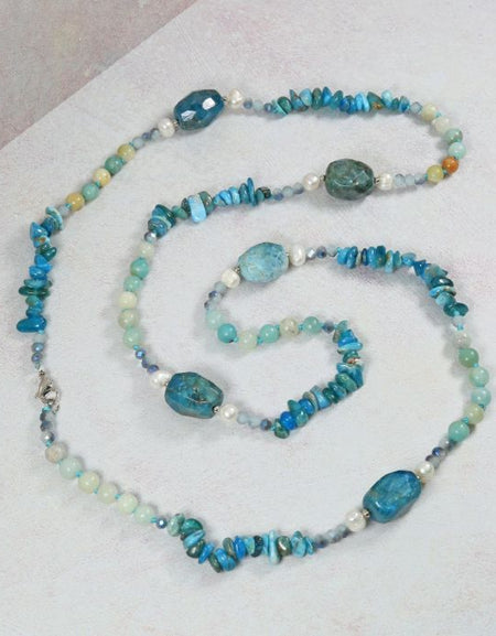 Apatite and Freshwater Pearls Necklace