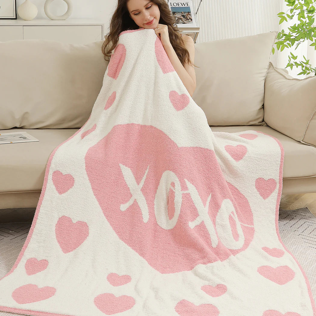 FC XOXO & Heart Print Cozy Soft Throw Blanket
