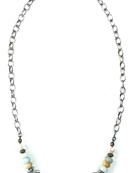 Short Natural Bead Center Necklace