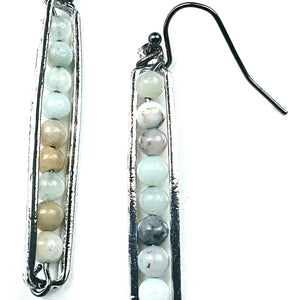 Beaded thin earrings