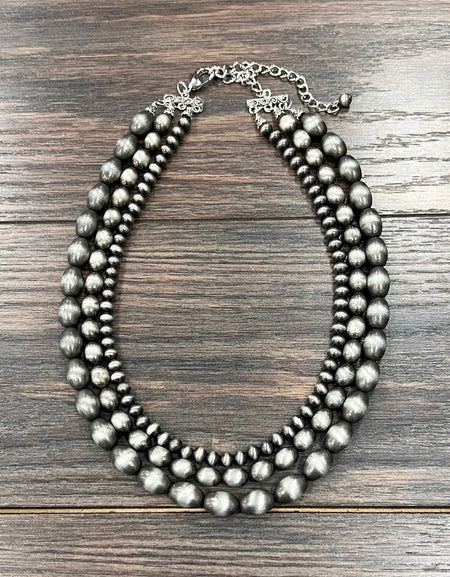 3-strand 6-14 mm Navajo bead necklace