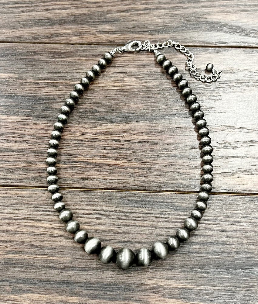16-inch Graduated Navajo Bead Necklace