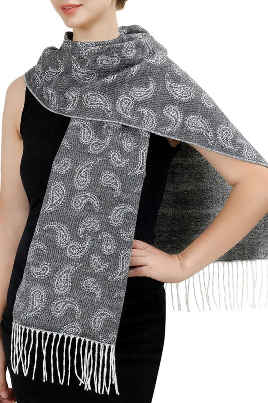 Cashmere feel scarf with paisley design