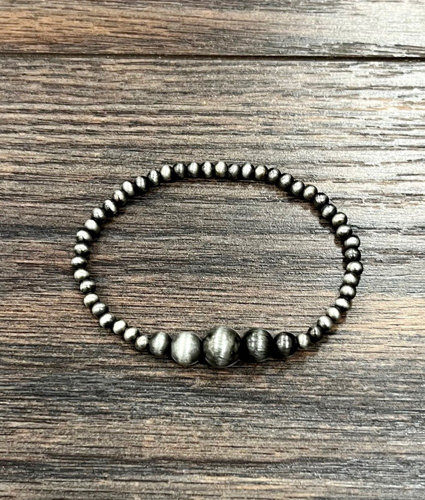 Traditional Navajo bead stretch bracelet