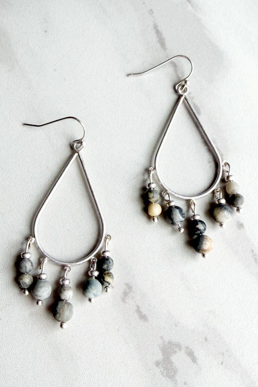 Alanna Earrings - Gray