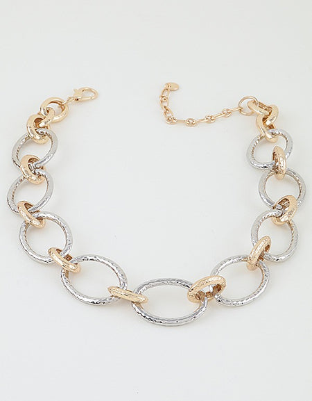 Indented Hoop Chain Statement Necklace