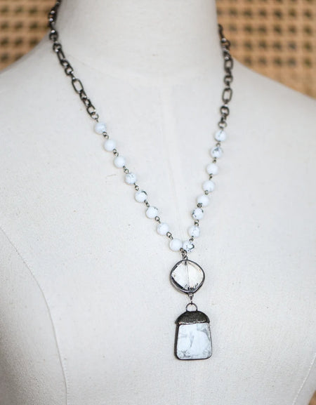 White Howlite Stone Pendant Beaded Chain Link Necklace