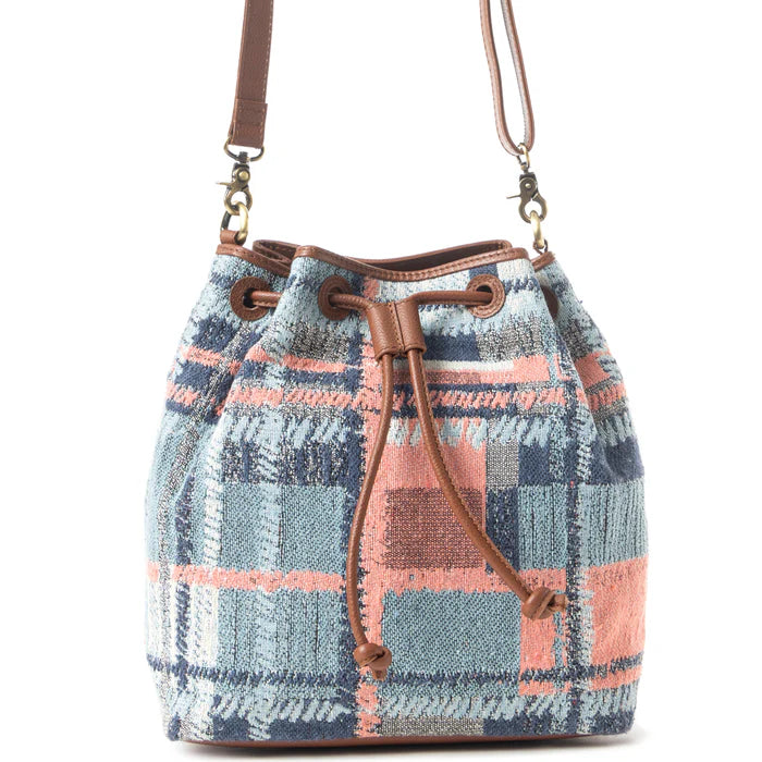 Pastel Desert Sunrise Bucket Bag - blue