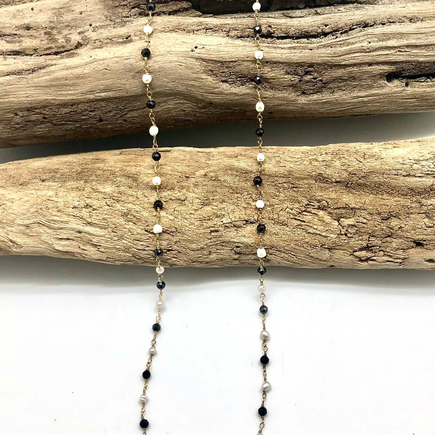 RR Rosary Chain Onyx&Freshwater Pearl Gold 16”w/2” Ext Necklace