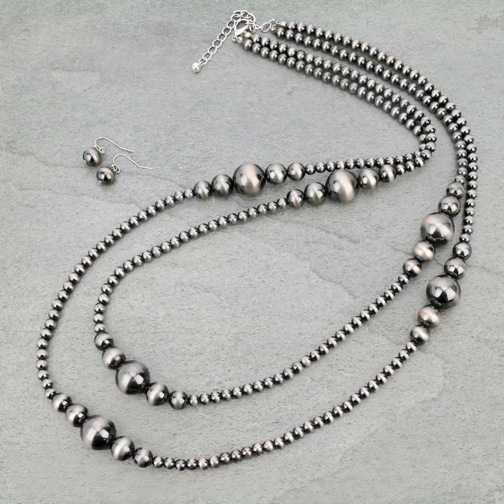 Silver navajo style pearl layered necklace