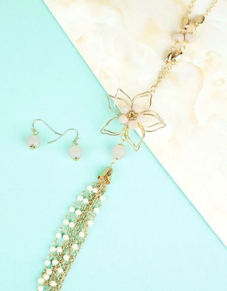 Peach Floretta Necklace and Earring Set