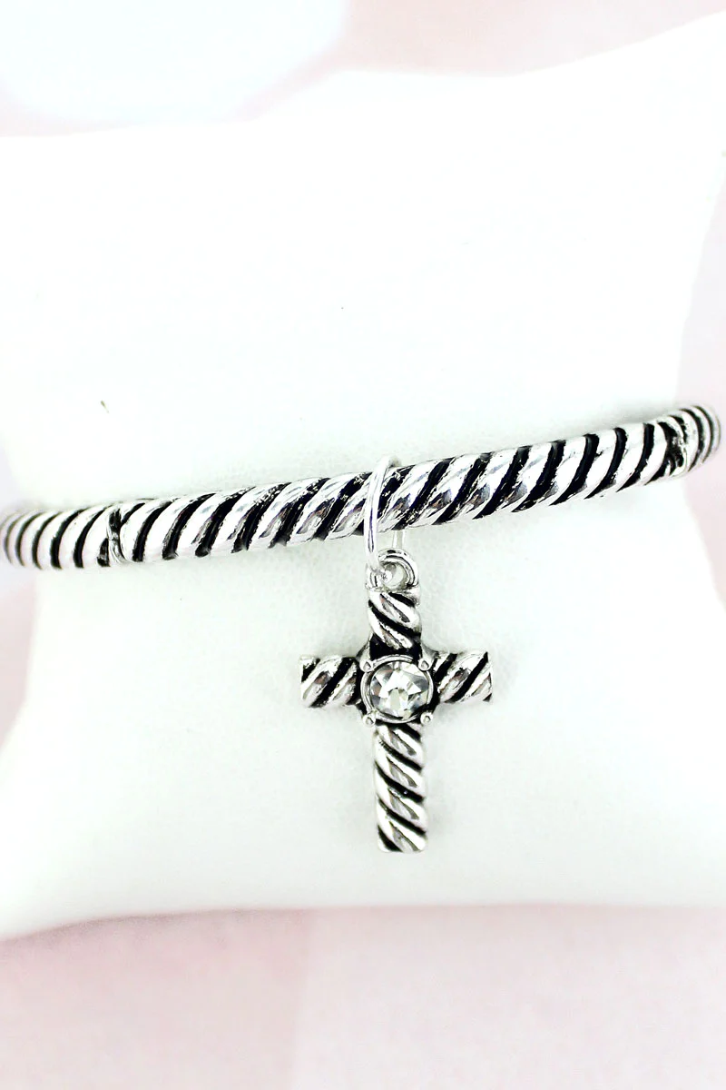 Twisted Cross Stretch Bracelet