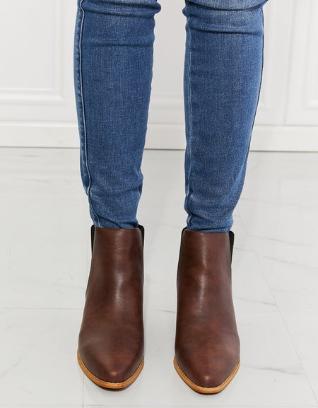 MMShoes Back At It Point Toe Bootie in Chocolate